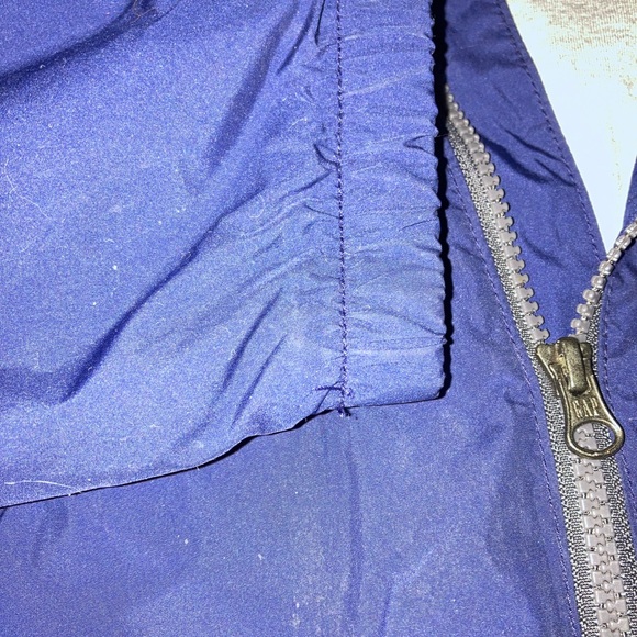 Gap windbreaker size small kids in excellent condition - Picture 2 of 4